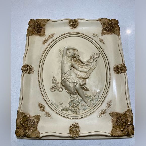 ALEXANDER BACKER Chalkware Wall Freize Art Plaques 3-D Gold Cream#1 women
